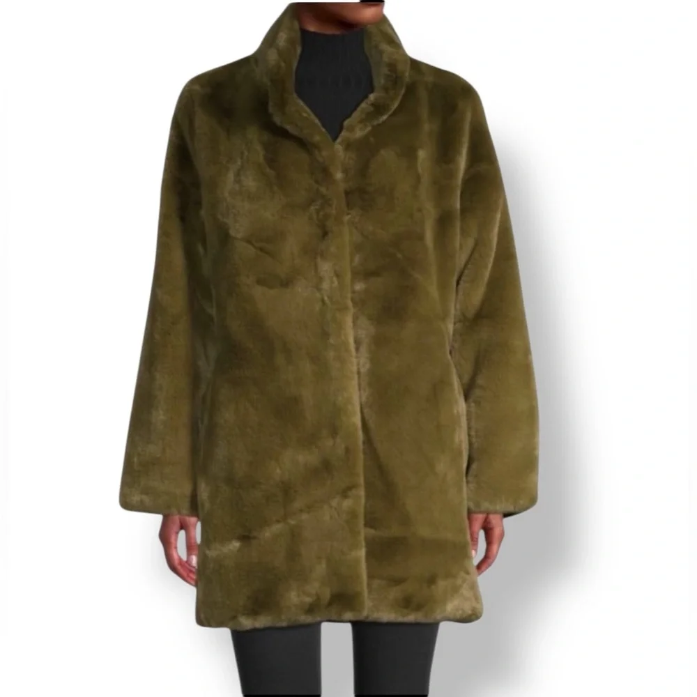 NWT STELLA + LORENZO Teddy Jacket Plush Oversized Olive Green Brown Medium